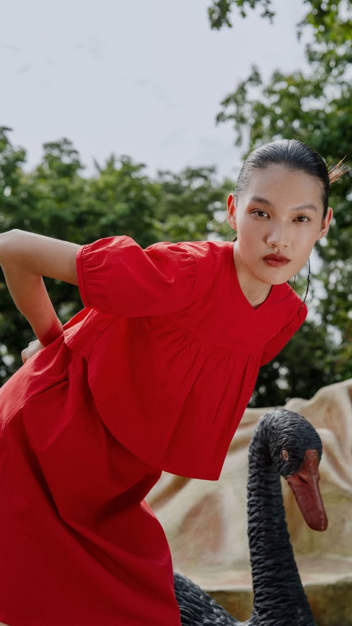 Detailed view of the Chinese knot inspired patterns