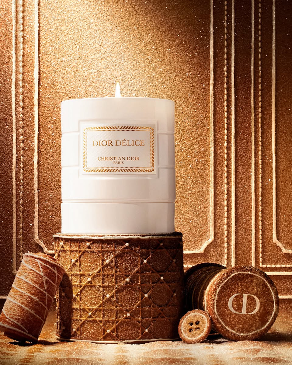 Dior gift box with Dior Délice label