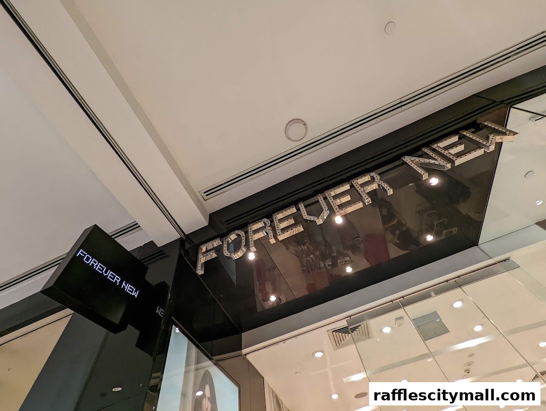 The illuminated 'FOREVER NEW' sign is prominently displayed above the shop entrance.