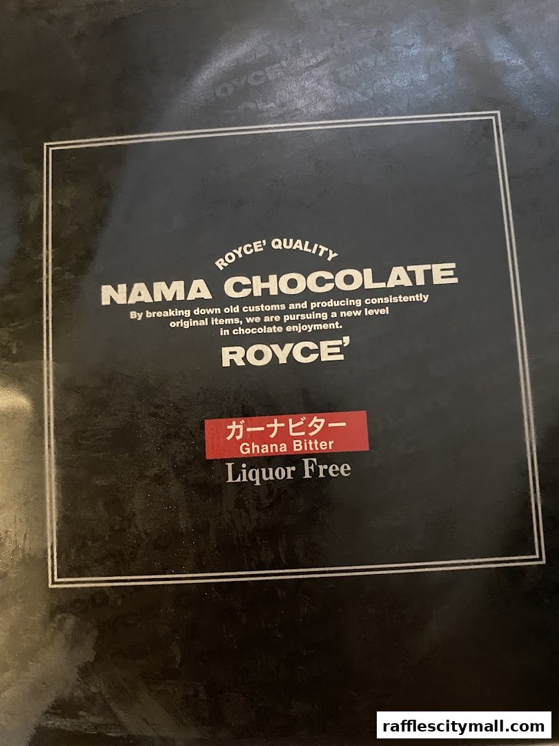 A box of Royce Nama Chocolate, Ghana Bitter flavor, described as liquor-free.