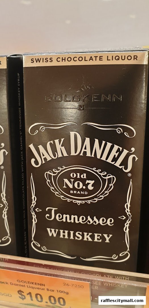 A close-up of a Jack Daniel's Tennessee Whiskey chocolate bar from Goldkenn.