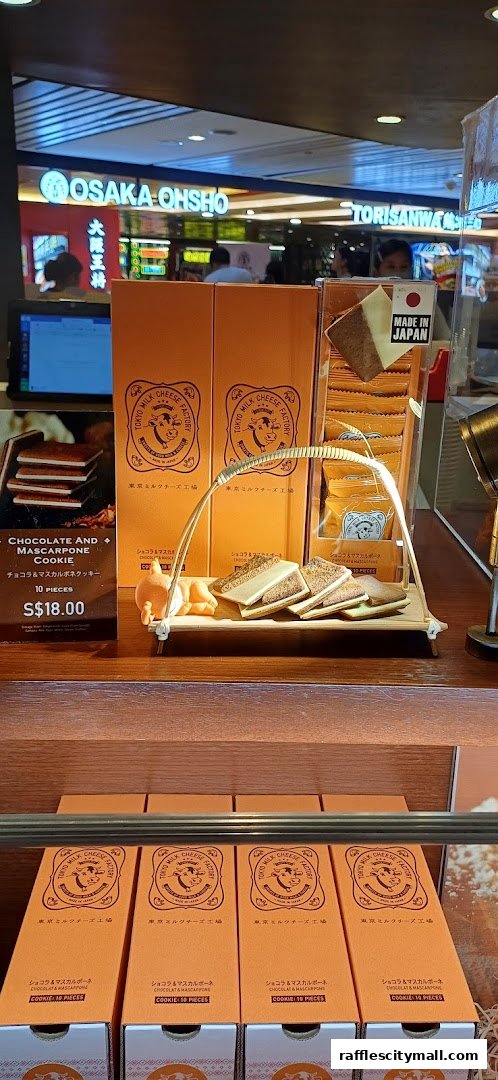 Display of Tokyo Milk Cheese Factory's Chocolate and Mascarpone Cookies.