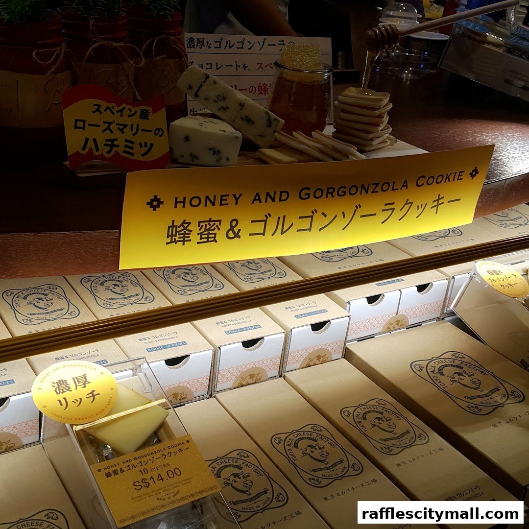 Display of Honey and Gorgonzola cookies with cheese and honey ingredients.