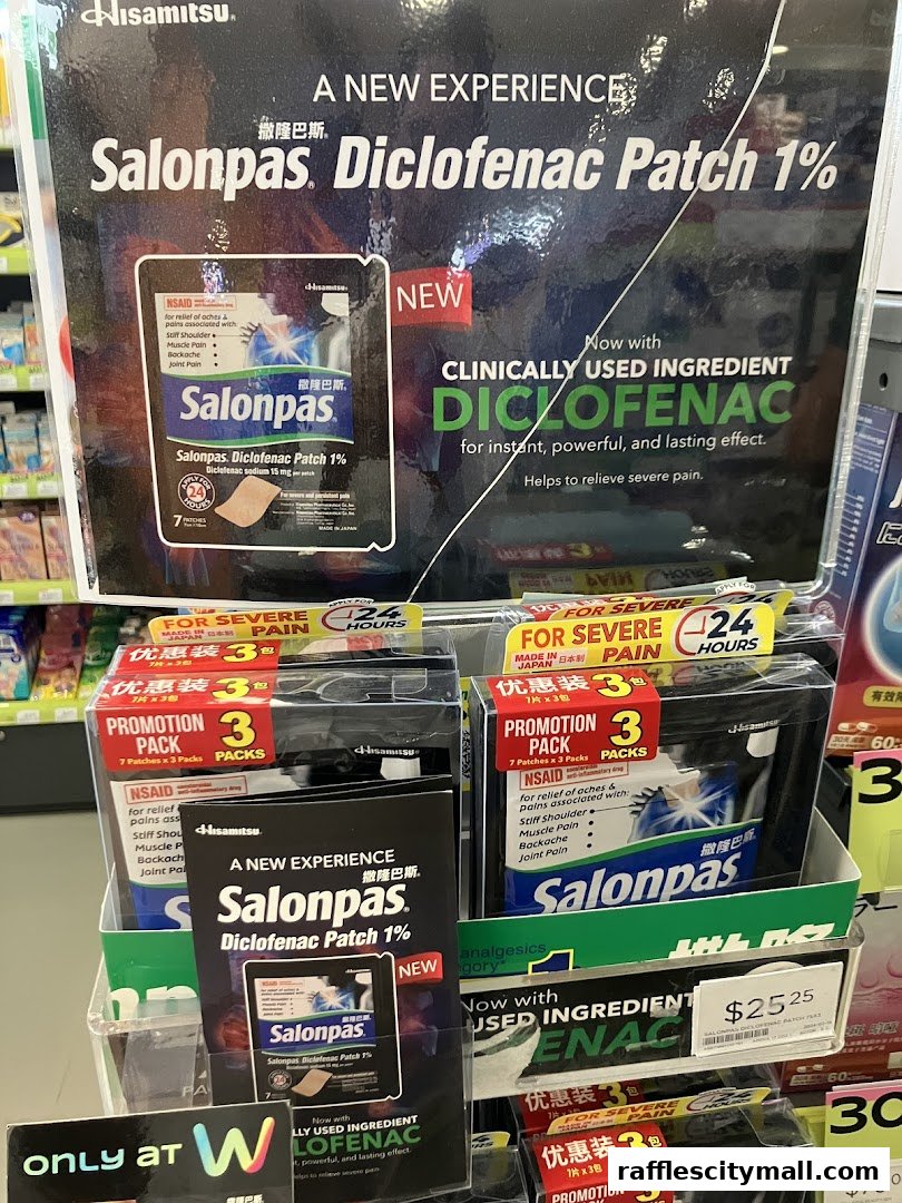 Display of Salonpas Diclofenac Patch 1% promotion packs at Watsons.