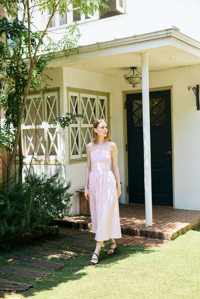 Klarra Cassis pink midi dress with gathered waist