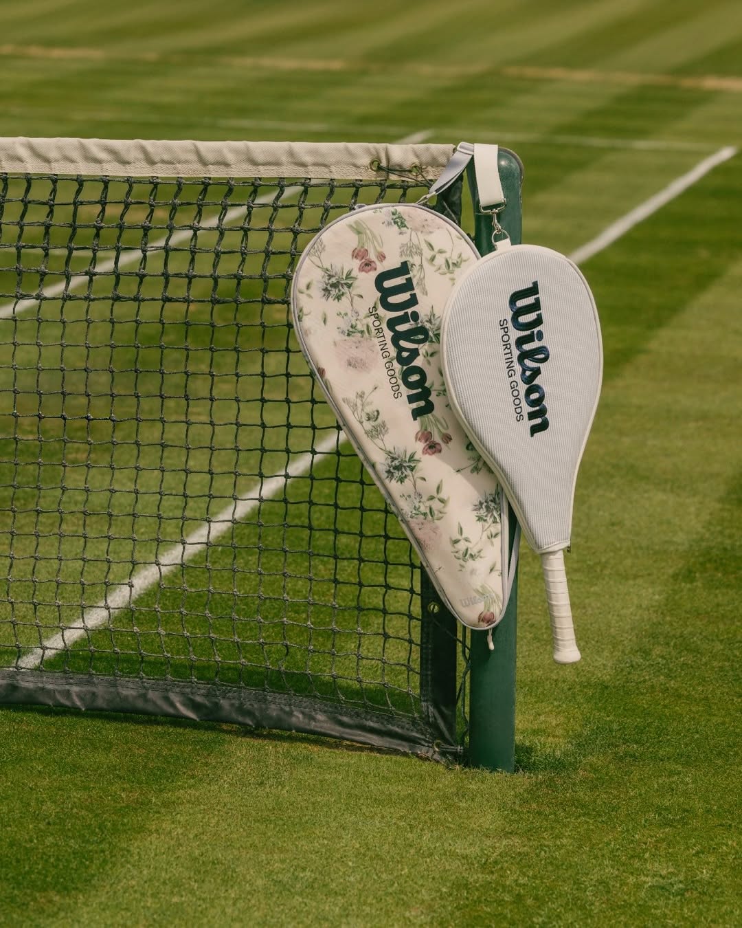 Wilson Clash 100L V3 B&A BK tennis rackets